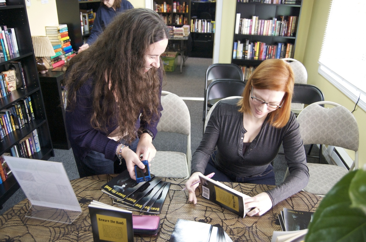Books and Boos, signing, Kristi Petersen Schoonover